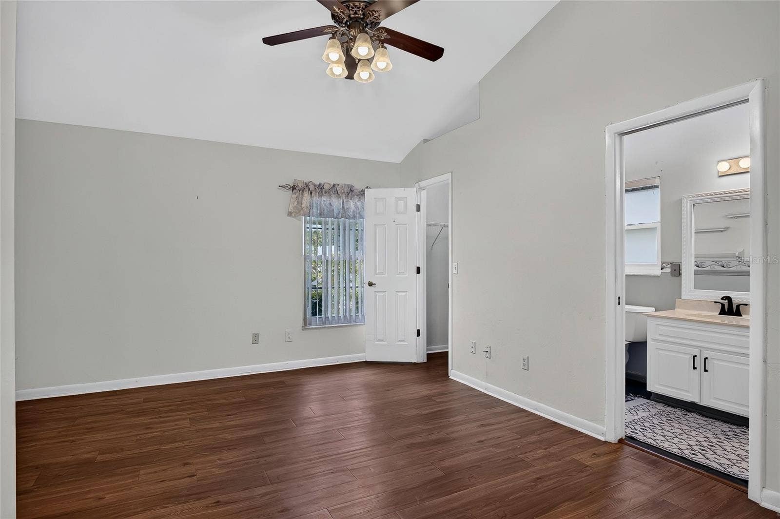 4597 BARNACLE DRIVE, Port Orange, FL 32127 4597 BARNACLE DRIVE, Port Orange, FL 32127