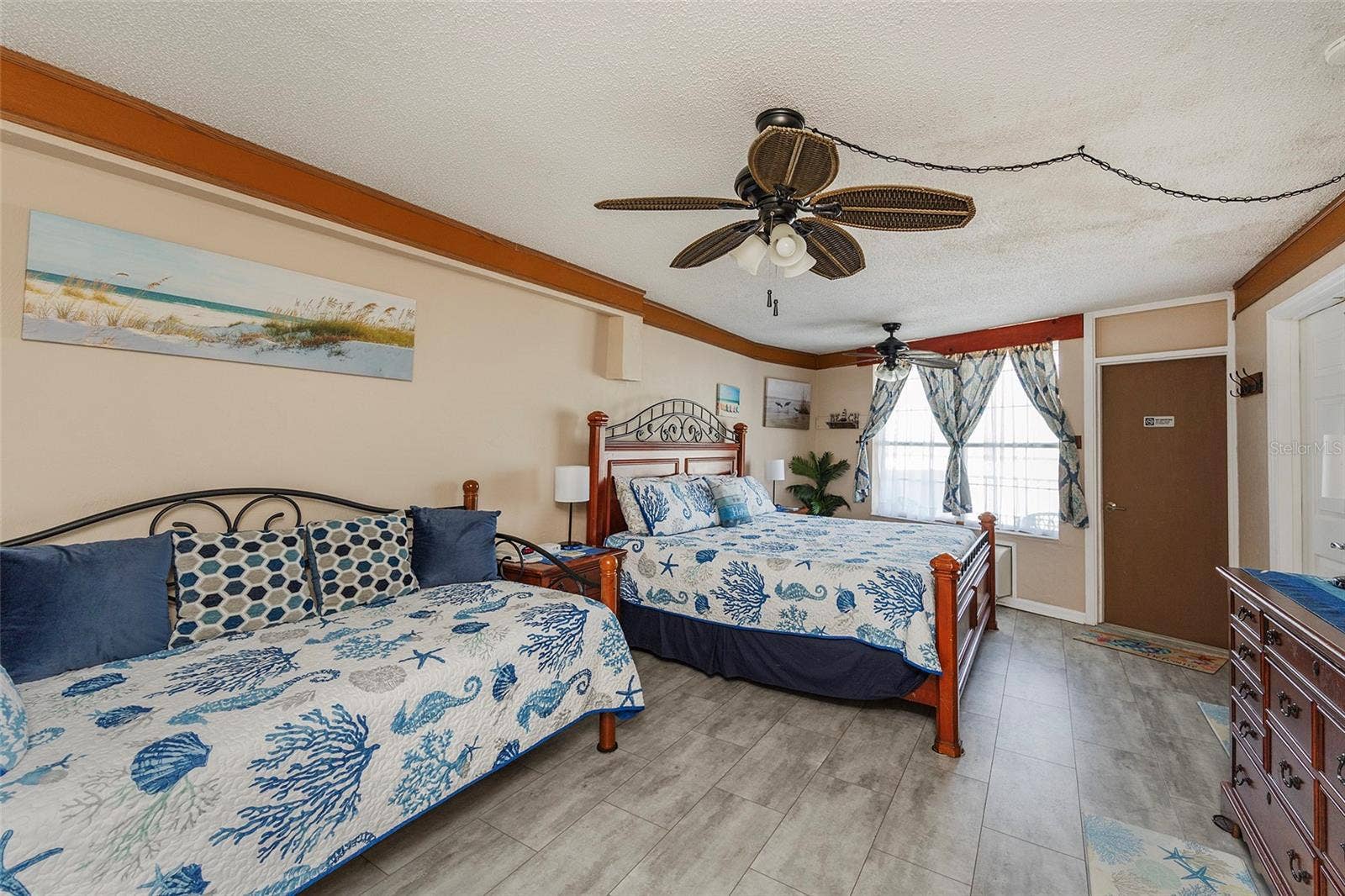 313 S ATLANTIC AVENUE, #5200, Daytona Beach, FL 32118 313 S ATLANTIC AVENUE, #5200, Daytona Beach, FL 32118