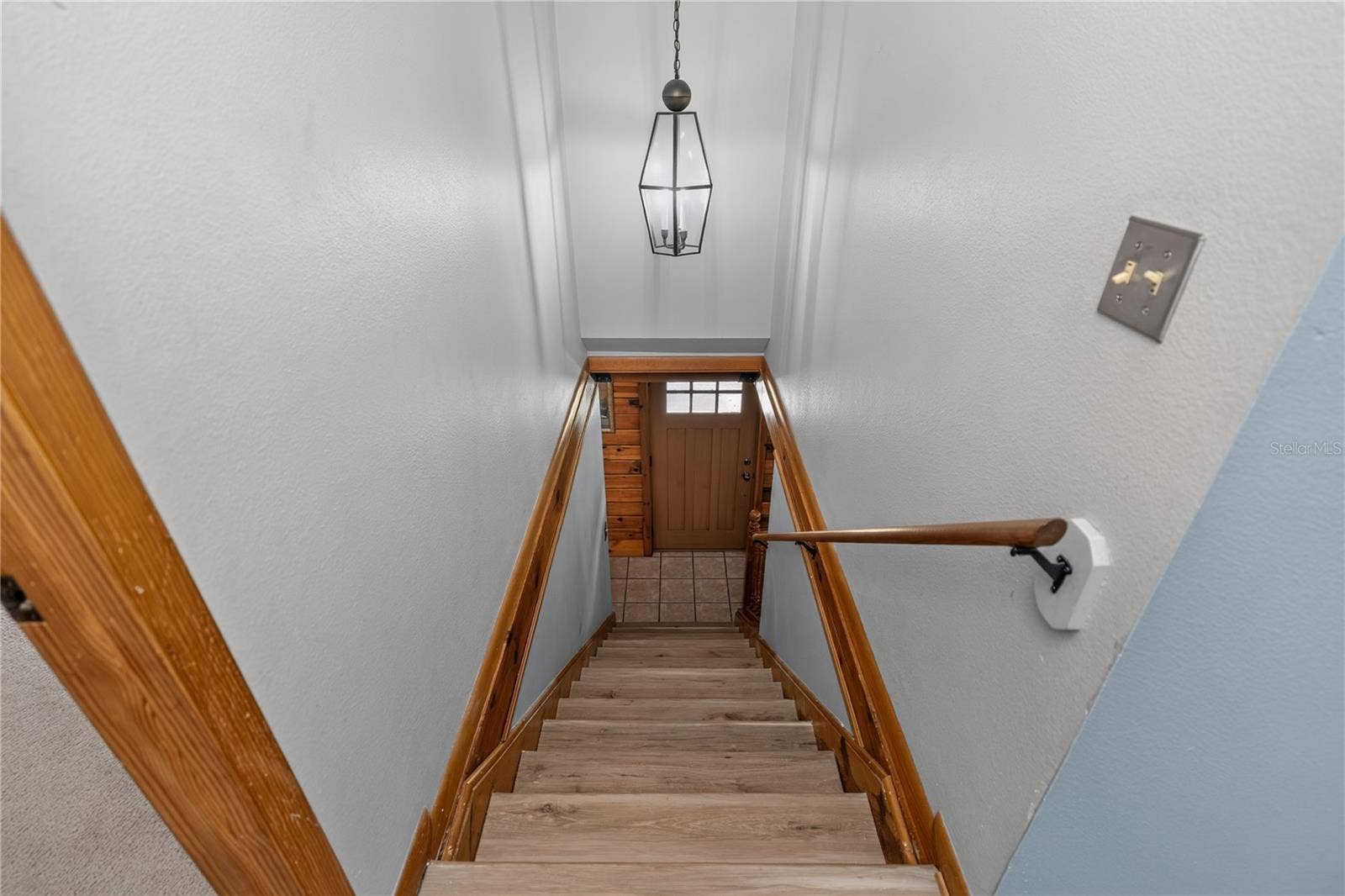 Second Floor to Front door