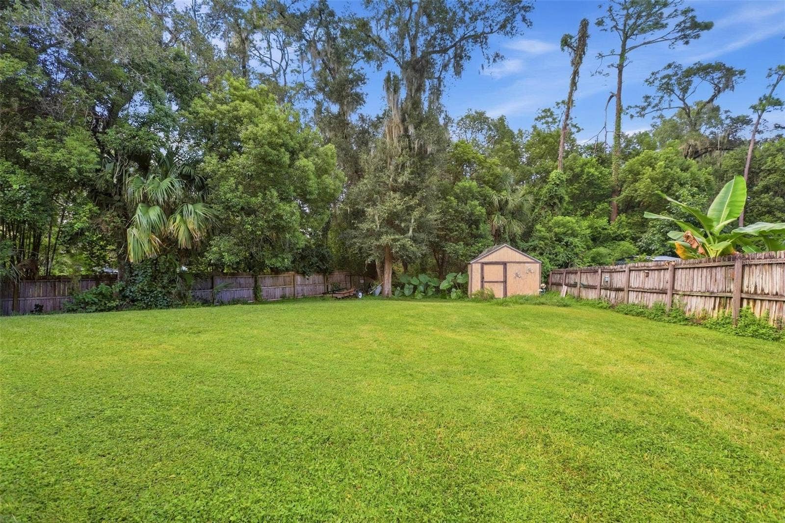 1026 VALLEY FORGE ROAD, Deland, FL 32720