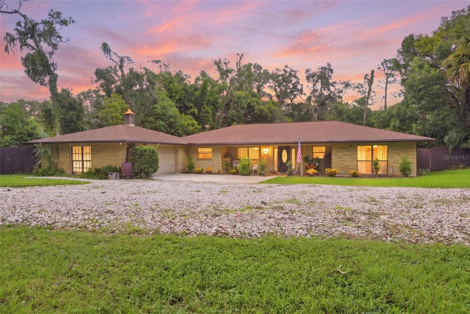 1026 VALLEY FORGE ROAD, Deland, FL 32720