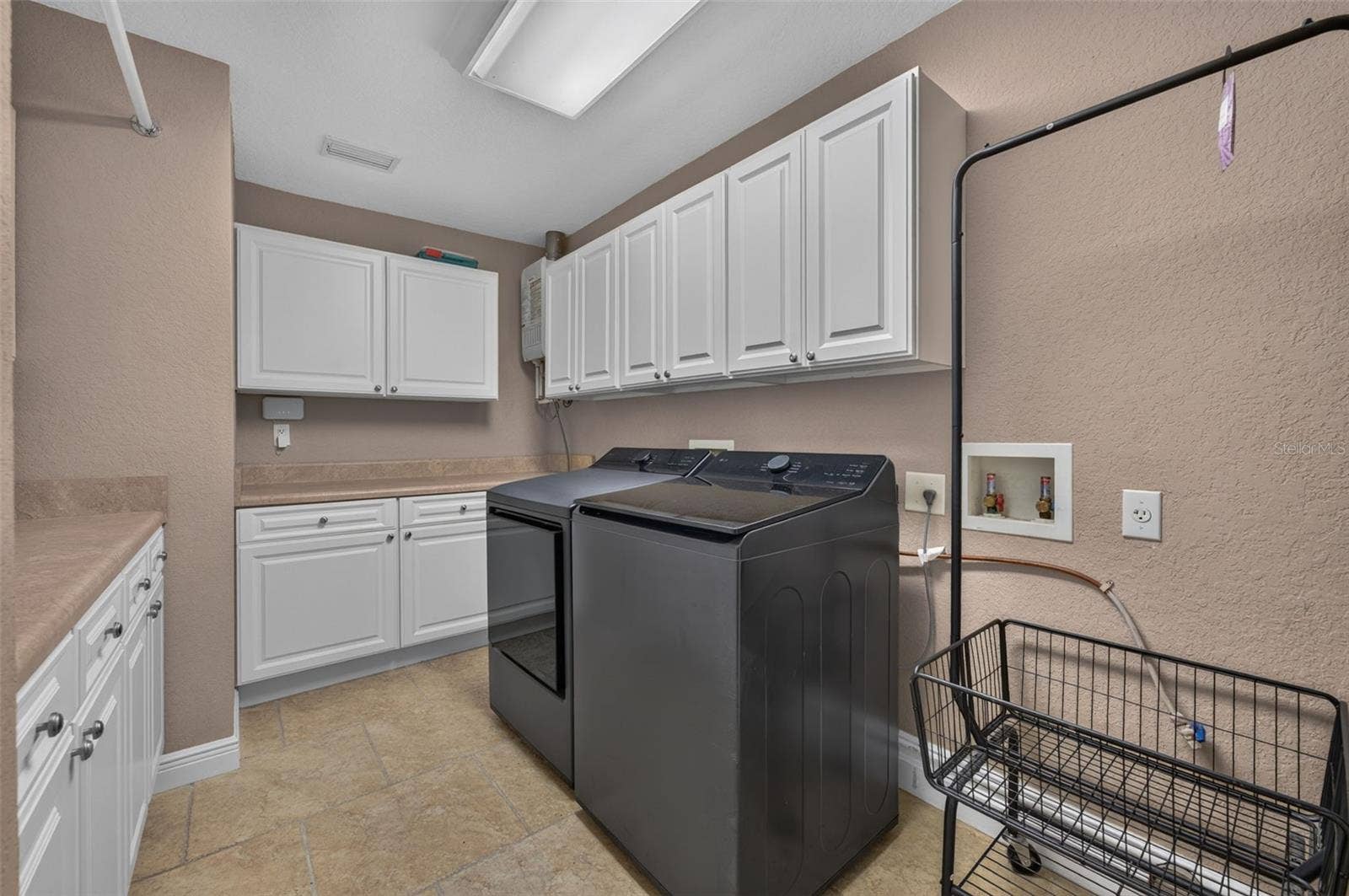 817 HAIL COURT, Port Orange, FL 32127 817 HAIL COURT, Port Orange, FL 32127