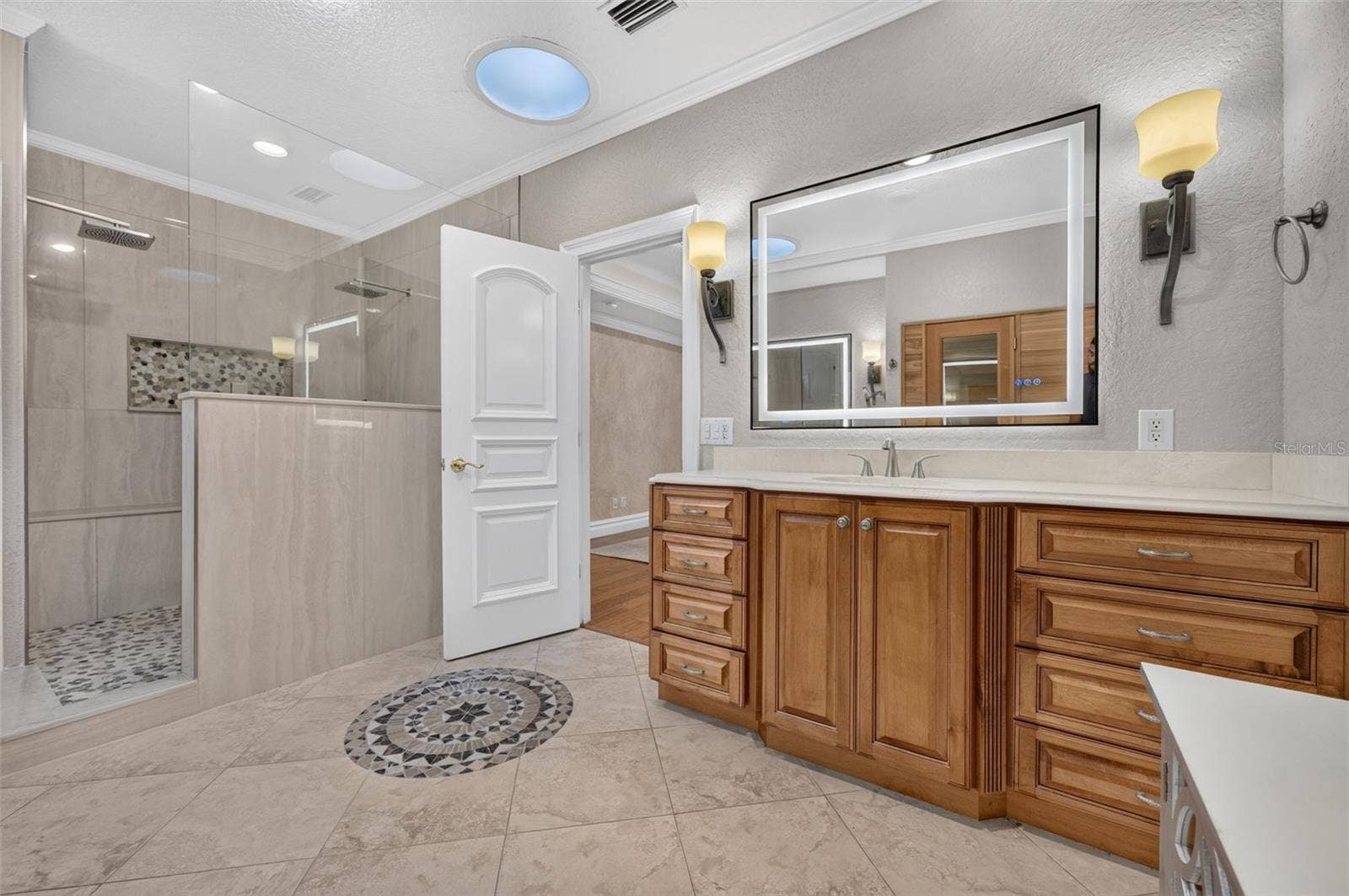 817 HAIL COURT, Port Orange, FL 32127 817 HAIL COURT, Port Orange, FL 32127