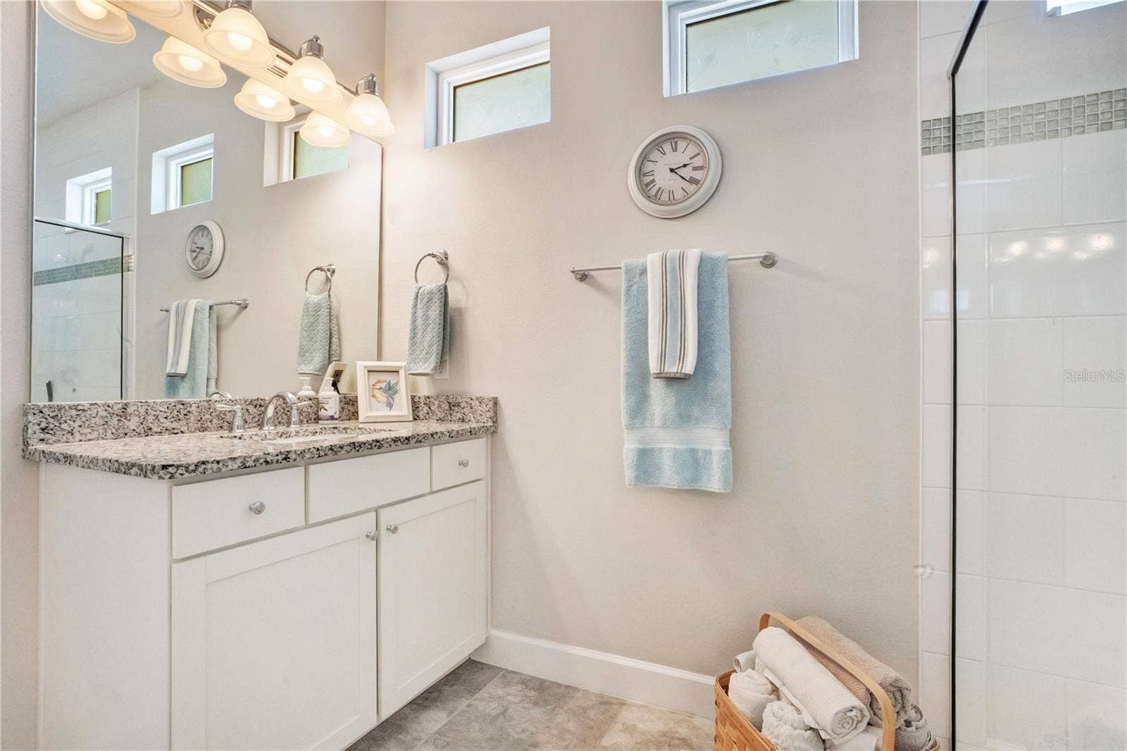 560 ADENMORE TERRACE, Deland, FL 32724 560 ADENMORE TERRACE, Deland, FL 32724