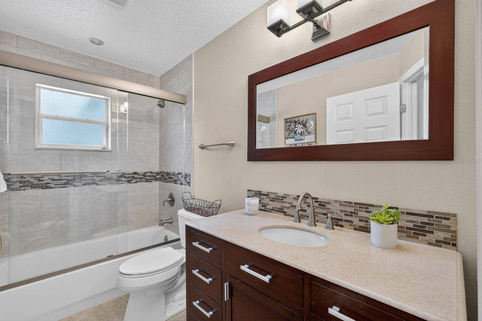 500 LAKE WINNEMISSETT DRIVE, Deland, FL 32724