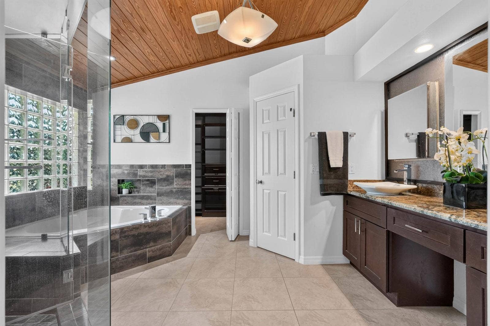 500 LAKE WINNEMISSETT DRIVE, Deland, FL 32724