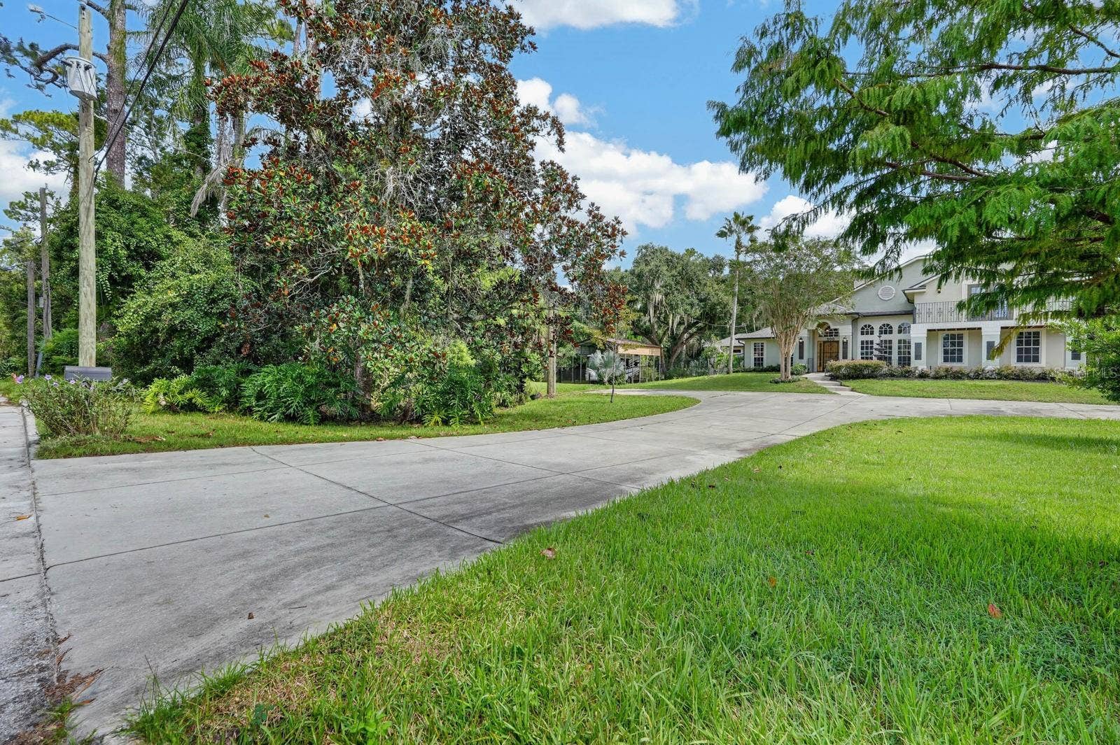 500 LAKE WINNEMISSETT DRIVE, Deland, FL 32724
