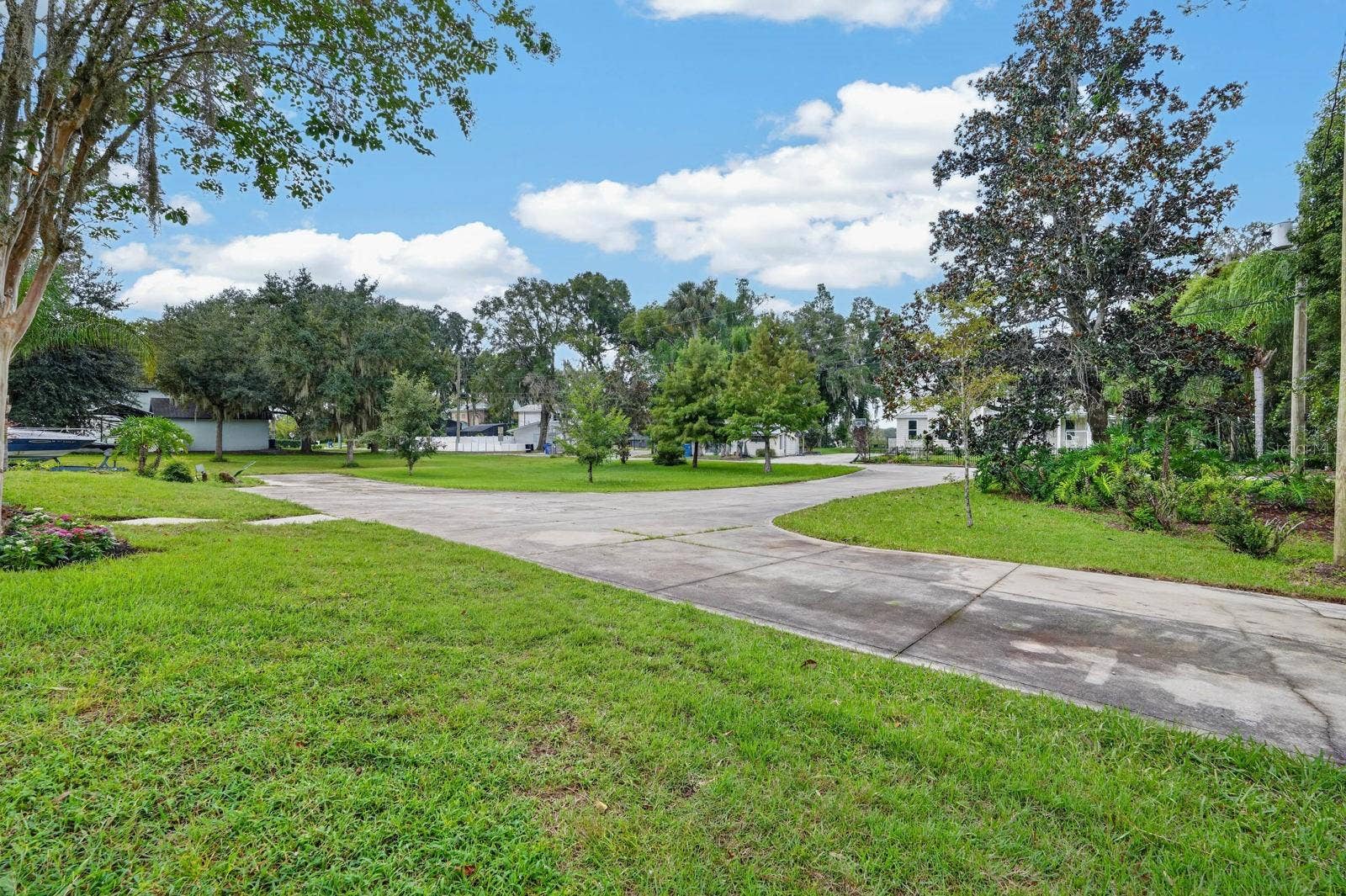 500 LAKE WINNEMISSETT DRIVE, Deland, FL 32724