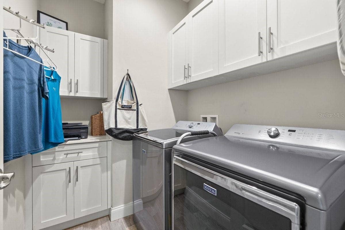 8 HAWK ROOST COURT, Ormond Beach, FL 32174 8 HAWK ROOST COURT, Ormond Beach, FL 32174