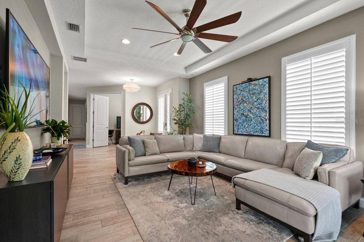8 HAWK ROOST COURT, Ormond Beach, FL 32174 8 HAWK ROOST COURT, Ormond Beach, FL 32174
