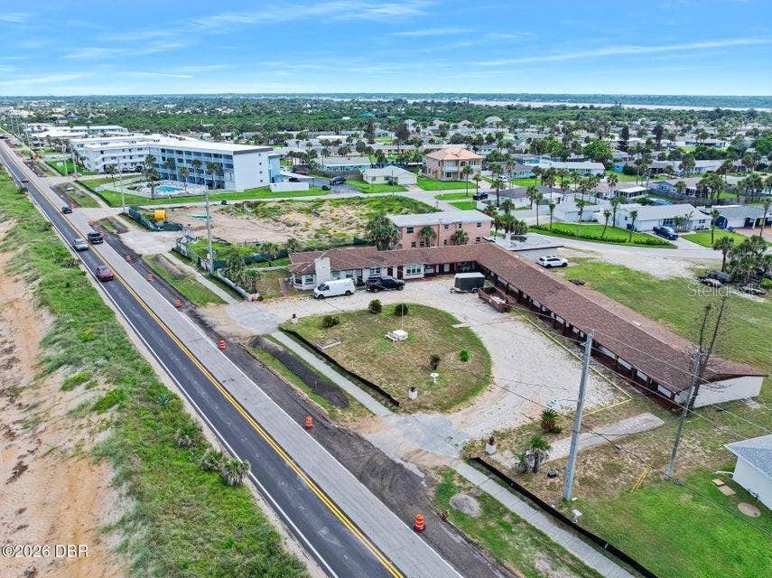 2040 OCEAN SHORE BOULEVARD, Ormond Beach, FL 32176 2040 OCEAN SHORE BOULEVARD, Ormond Beach, FL 32176