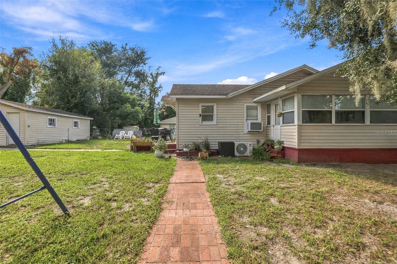 614 W PENNSYLVANIA AVENUE, Deland, FL 32720 614 W PENNSYLVANIA AVENUE, Deland, FL 32720