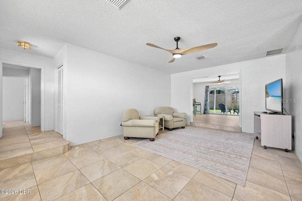 190 ELLICOTT DRIVE, Ormond Beach, FL 32176 190 ELLICOTT DRIVE, Ormond Beach, FL 32176