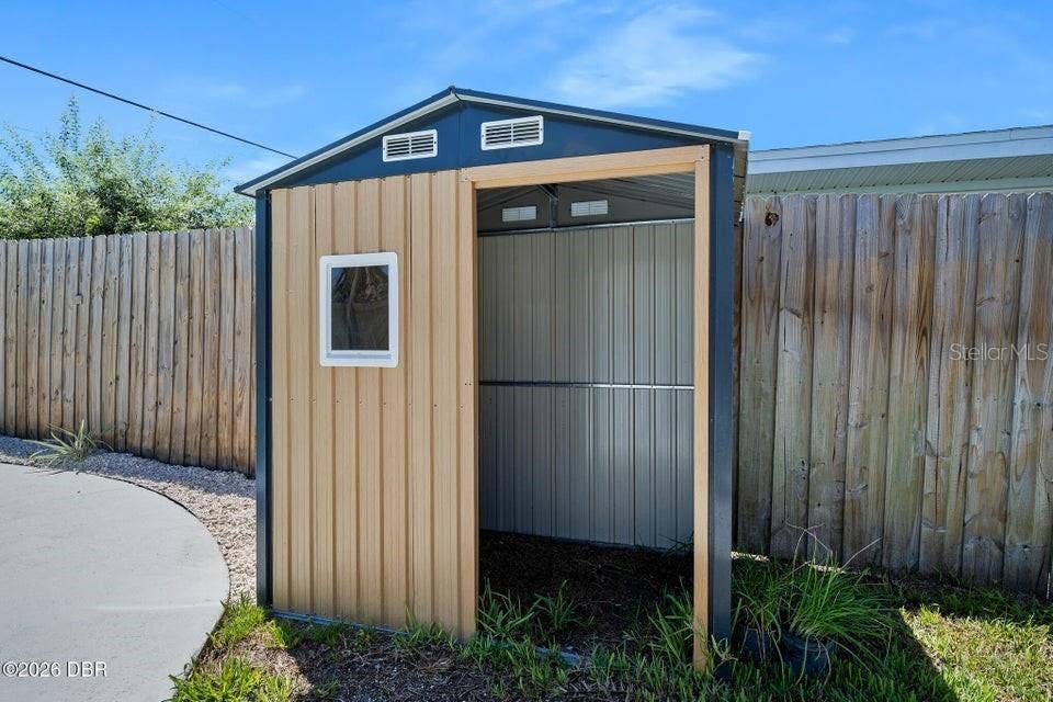 190 ELLICOTT DRIVE, Ormond Beach, FL 32176 190 ELLICOTT DRIVE, Ormond Beach, FL 32176