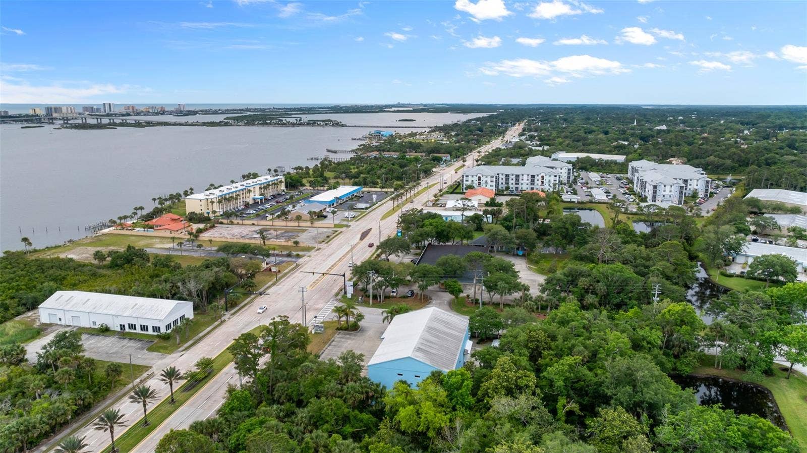 3090 S RIDGEWOOD AVENUE, South Daytona, FL 32119