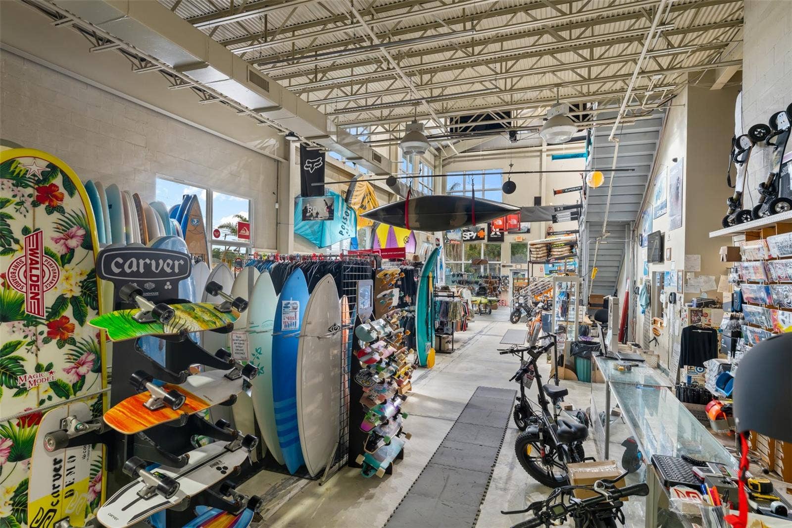 3090 S RIDGEWOOD AVENUE, South Daytona, FL 32119