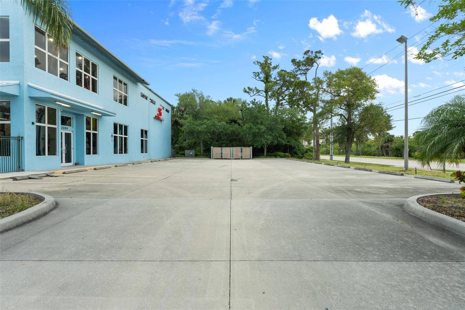 3090 S RIDGEWOOD AVENUE, South Daytona, FL 32119