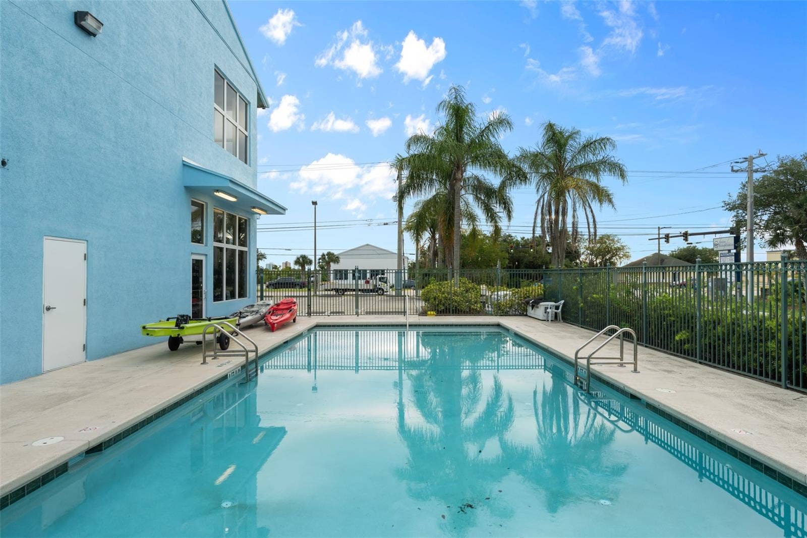 3090 S RIDGEWOOD AVENUE, South Daytona, FL 32119