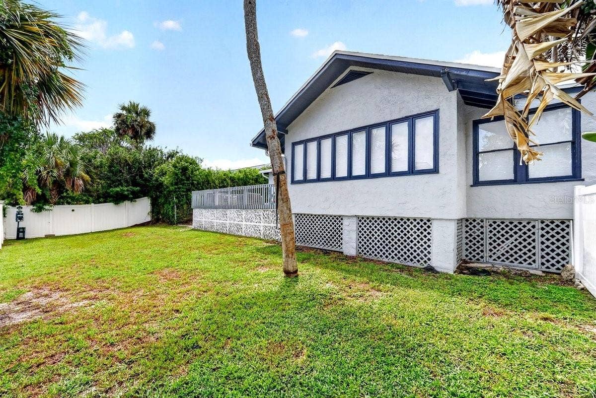 928 N OLEANDER AVENUE, Daytona Beach, FL 32118 928 N OLEANDER AVENUE, Daytona Beach, FL 32118