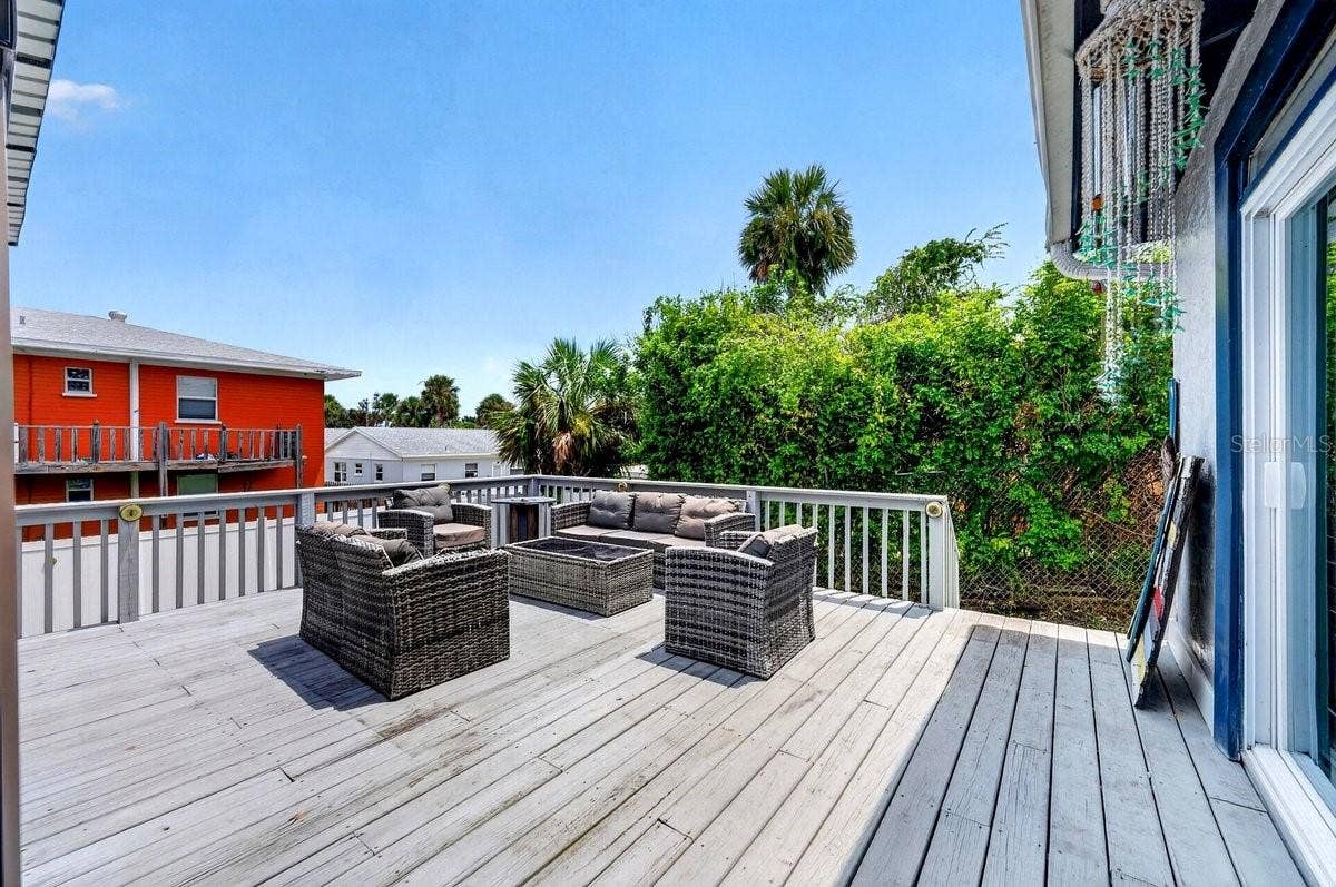 928 N OLEANDER AVENUE, Daytona Beach, FL 32118 928 N OLEANDER AVENUE, Daytona Beach, FL 32118