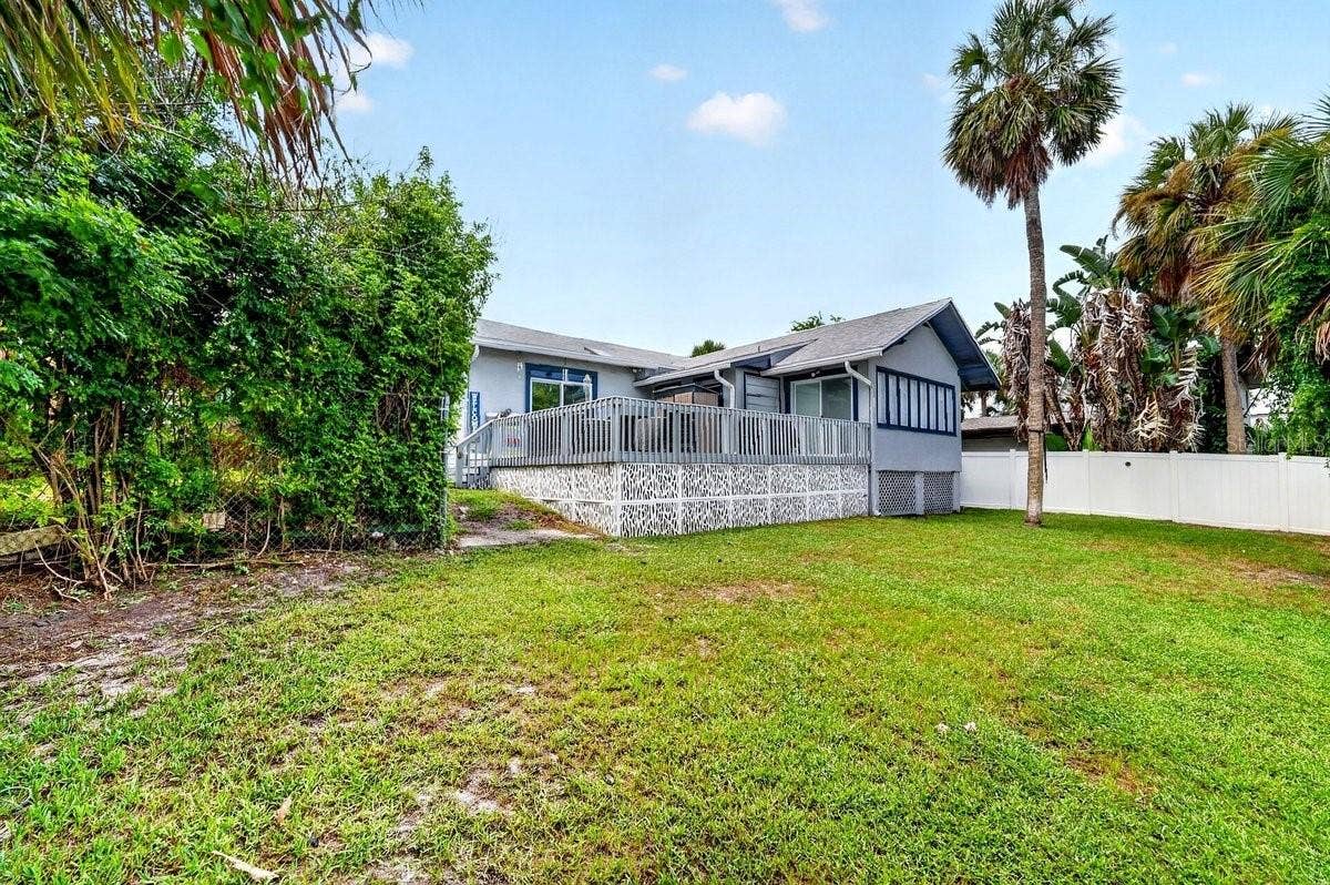 928 N OLEANDER AVENUE, Daytona Beach, FL 32118 928 N OLEANDER AVENUE, Daytona Beach, FL 32118