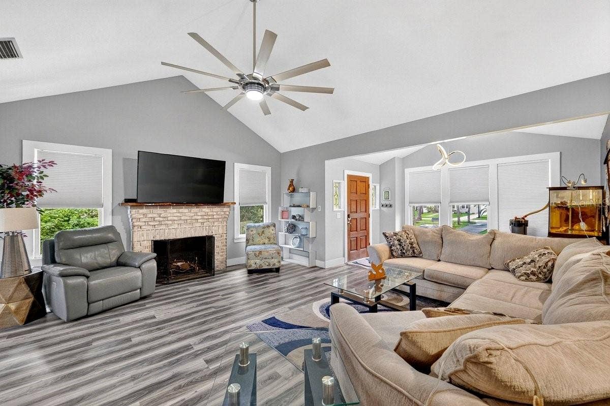 928 N OLEANDER AVENUE, Daytona Beach, FL 32118 928 N OLEANDER AVENUE, Daytona Beach, FL 32118
