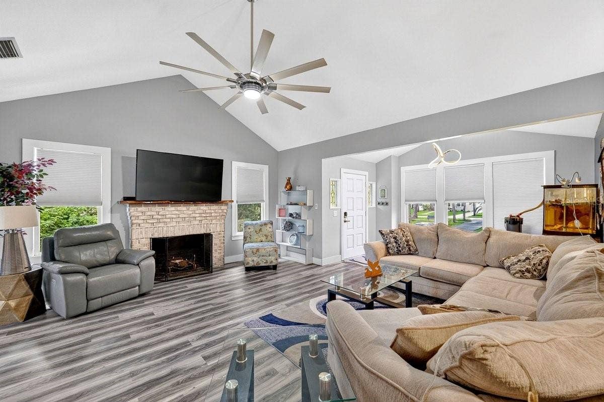 928 N OLEANDER AVENUE, Daytona Beach, FL 32118 928 N OLEANDER AVENUE, Daytona Beach, FL 32118