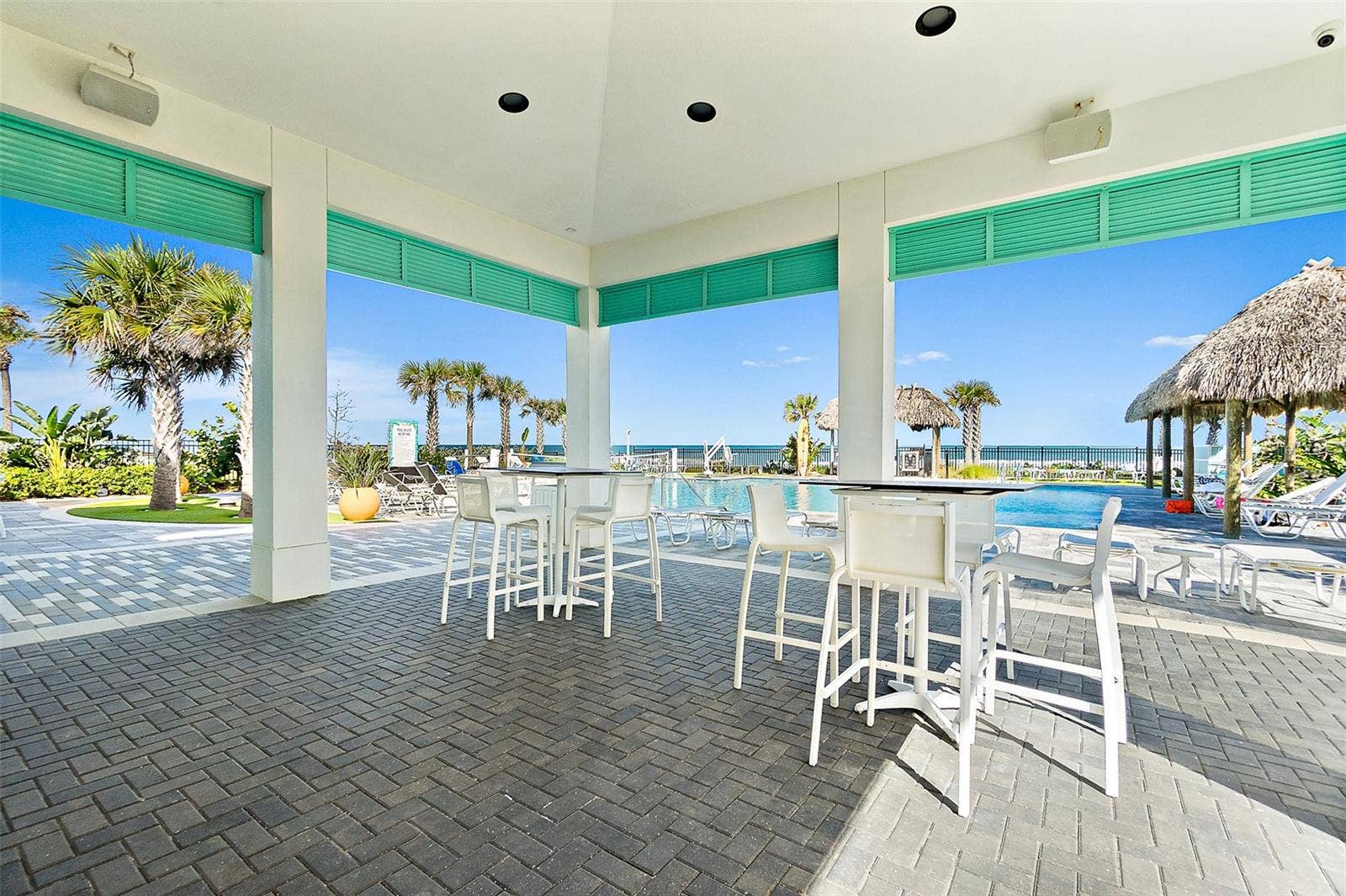 878 MARGARITAVILLE AVENUE, Daytona Beach, FL 32124 Community Amenities