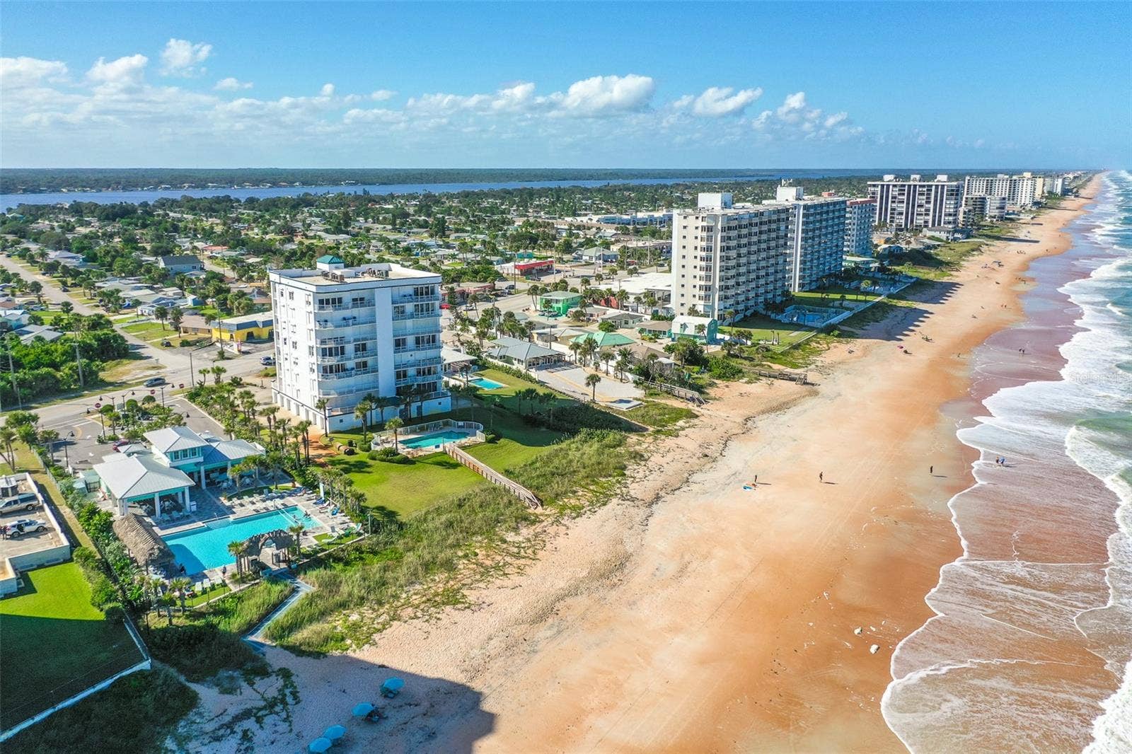 878 MARGARITAVILLE AVENUE, Daytona Beach, FL 32124 Community Amenities