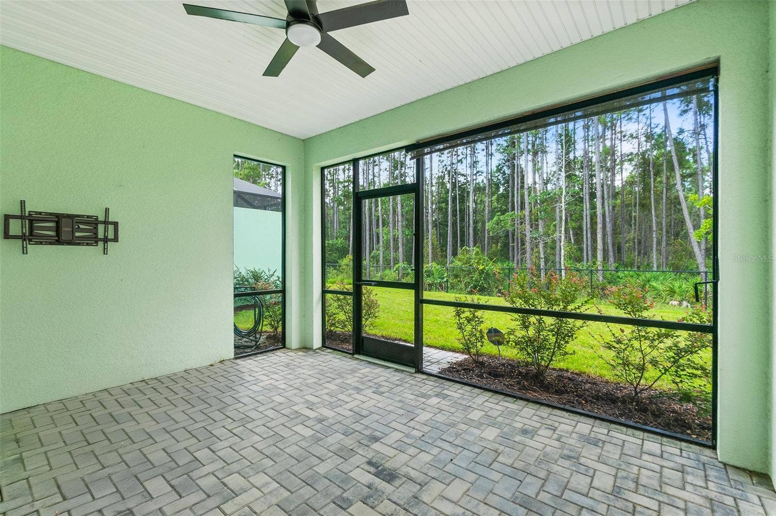 878 MARGARITAVILLE AVENUE, Daytona Beach, FL 32124 878 MARGARITAVILLE AVENUE, Daytona Beach, FL 32124