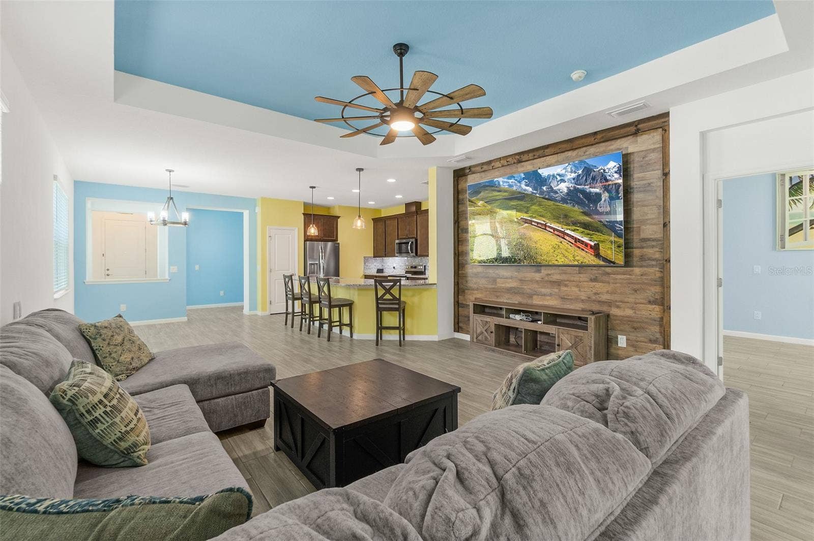 878 MARGARITAVILLE AVENUE, Daytona Beach, FL 32124 878 MARGARITAVILLE AVENUE, Daytona Beach, FL 32124