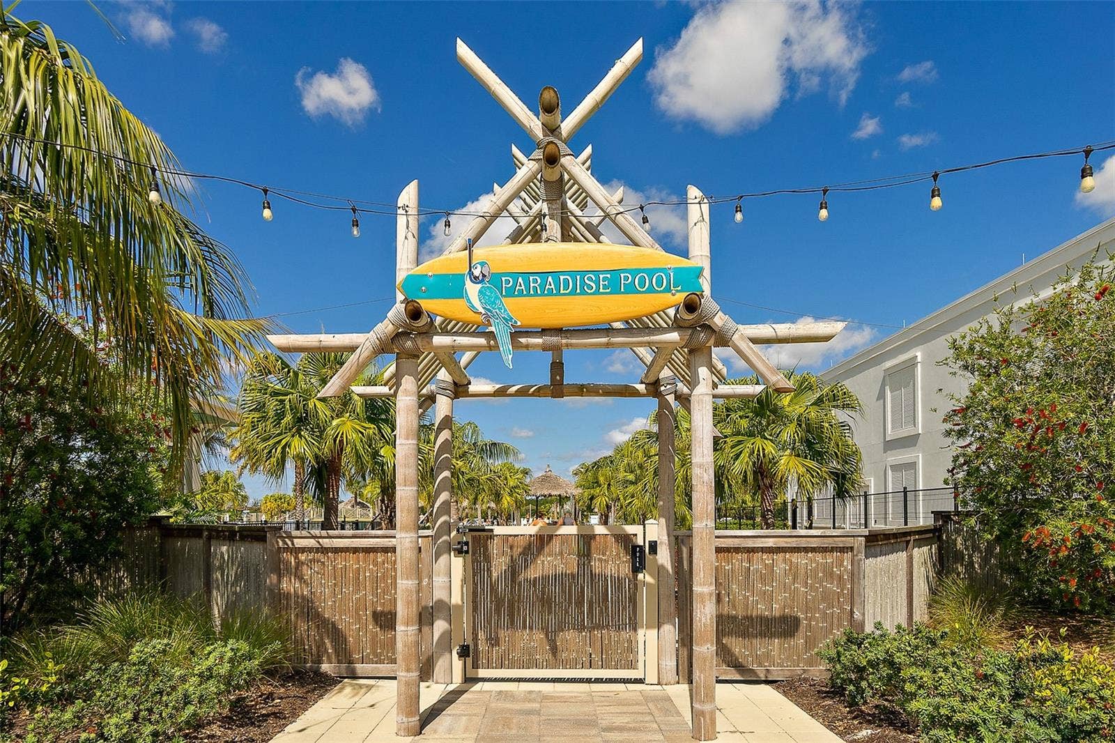 878 MARGARITAVILLE AVENUE, Daytona Beach, FL 32124 Community Amenities