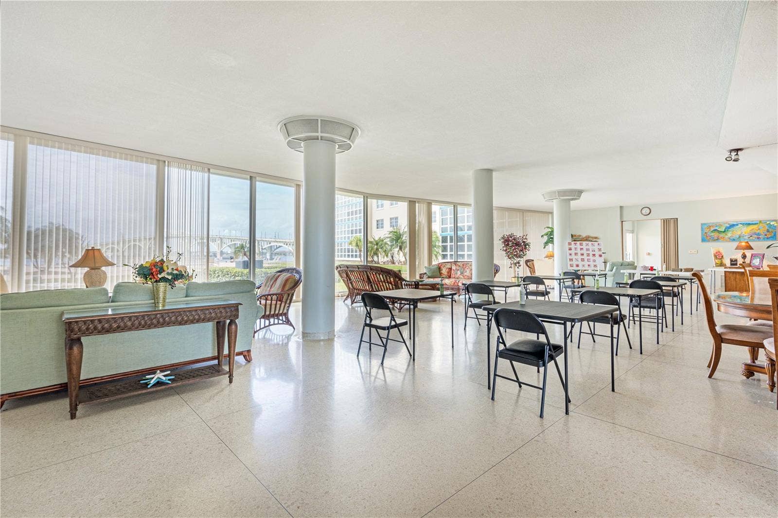 1224 S PENINSULA DRIVE, #415, Daytona Beach, FL 32118 SOCIAL AREA