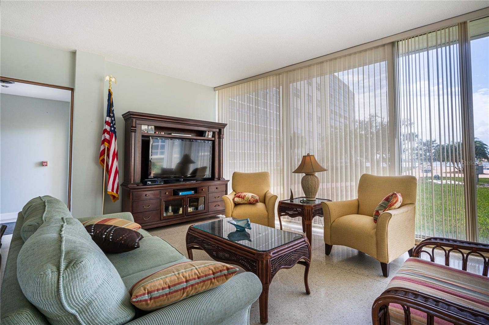 1224 S PENINSULA DRIVE, #415, Daytona Beach, FL 32118 SOCIAL AREA, TV AREA