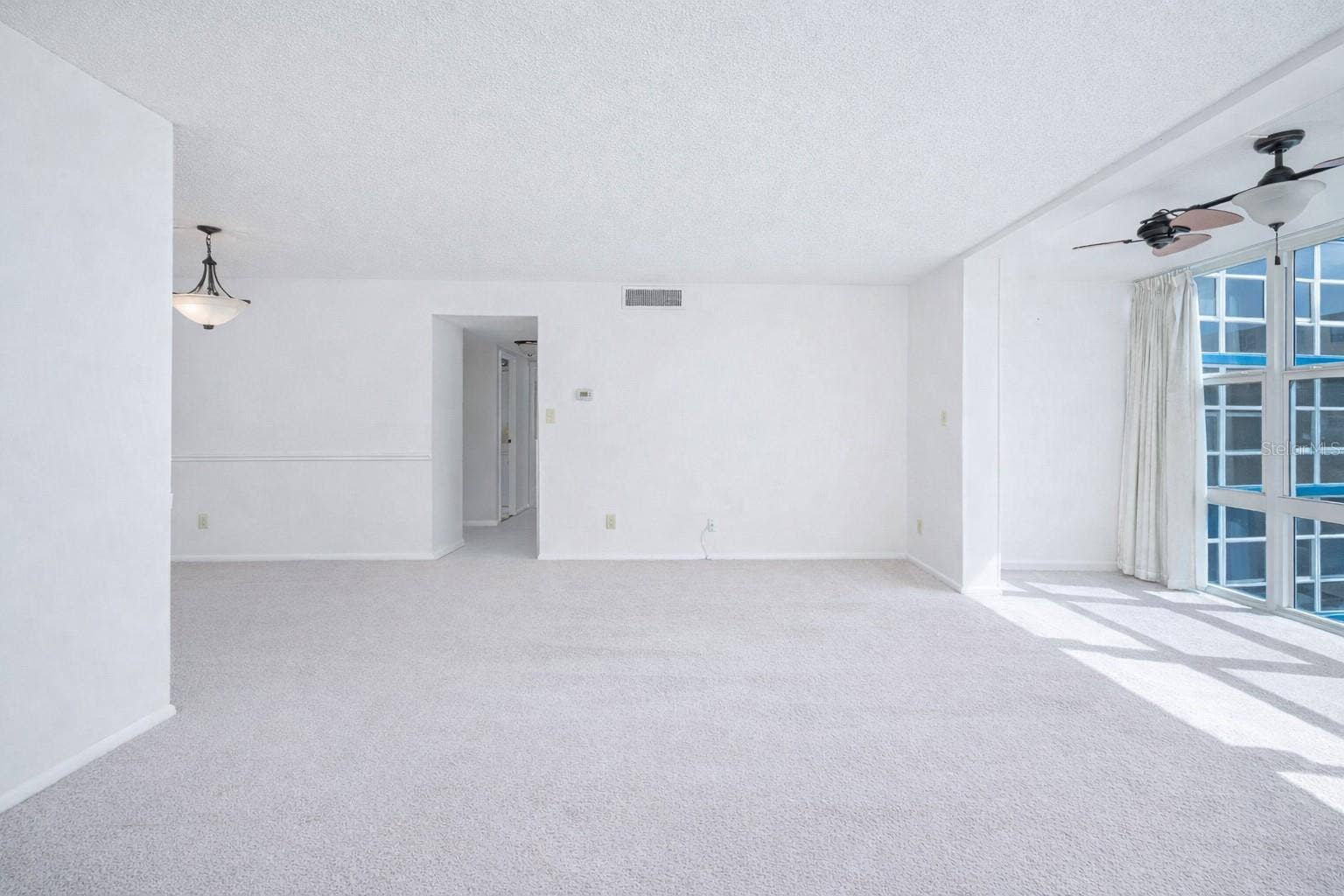 1224 S PENINSULA DRIVE, #415, Daytona Beach, FL 32118 LIVING ROOM