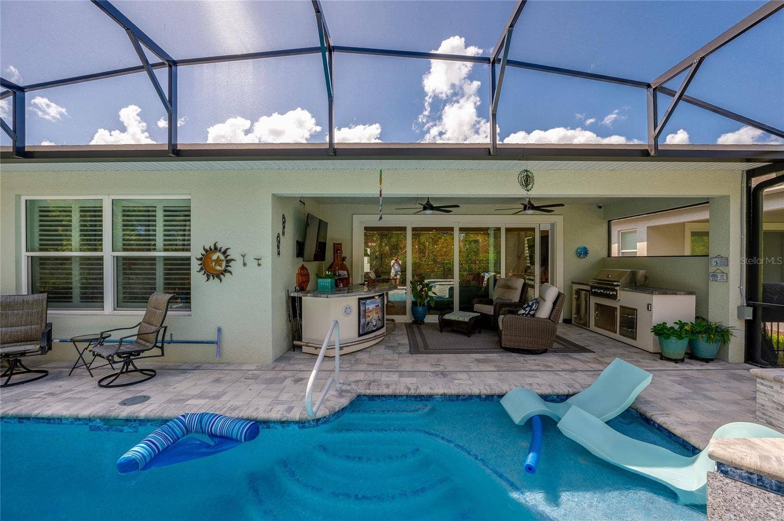 1254 VENICE COURT, Deland, FL 32724 1254 VENICE COURT, Deland, FL 32724