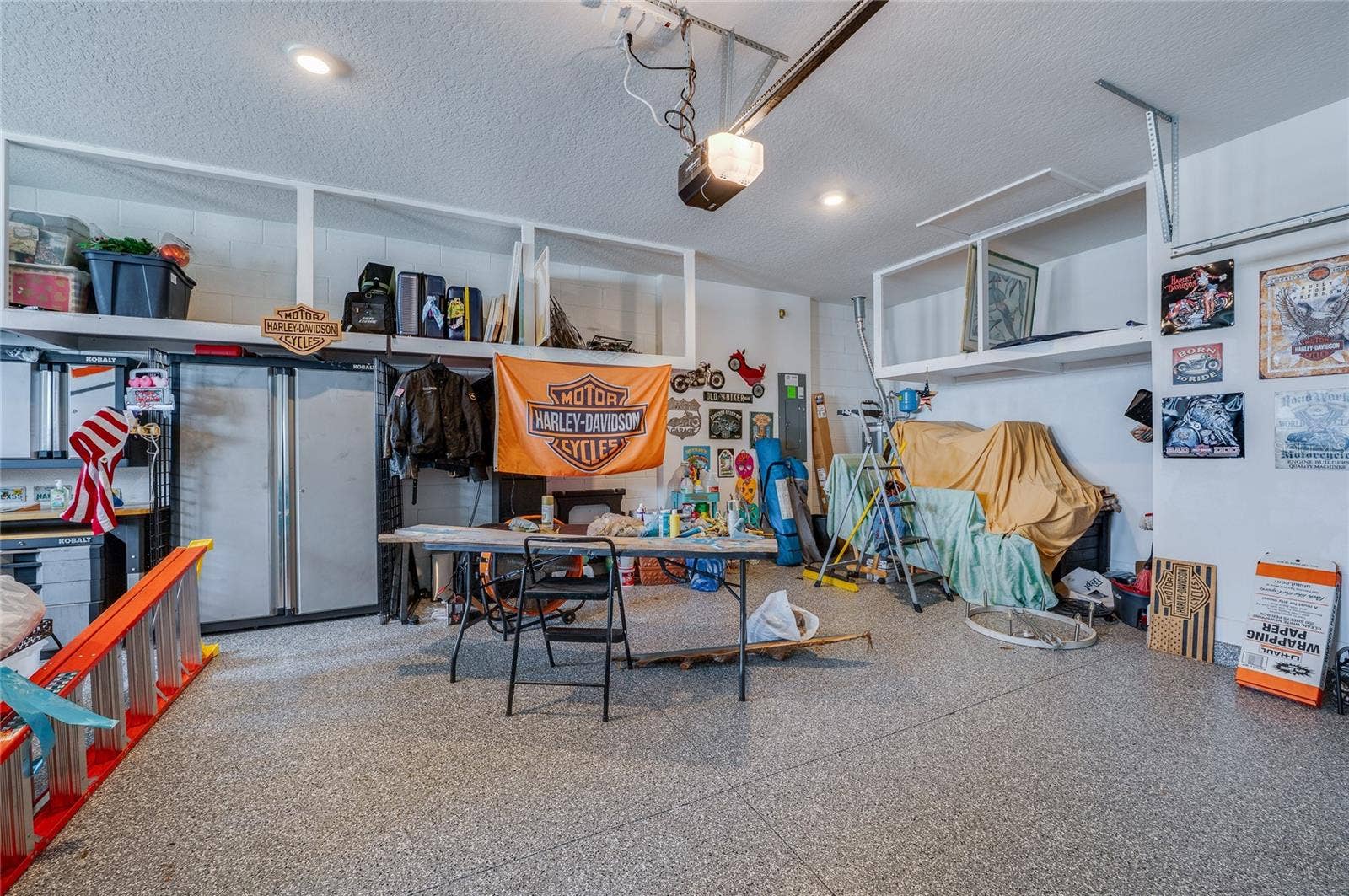 1254 VENICE COURT, Deland, FL 32724 Coated garage floor