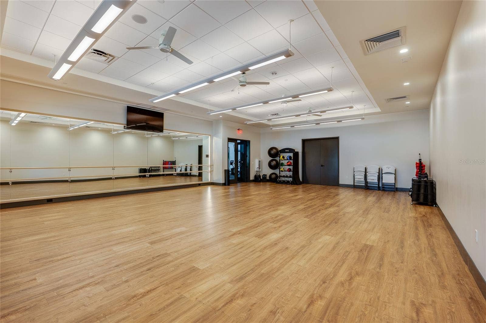 1254 VENICE COURT, Deland, FL 32724 Yoga or pilates room