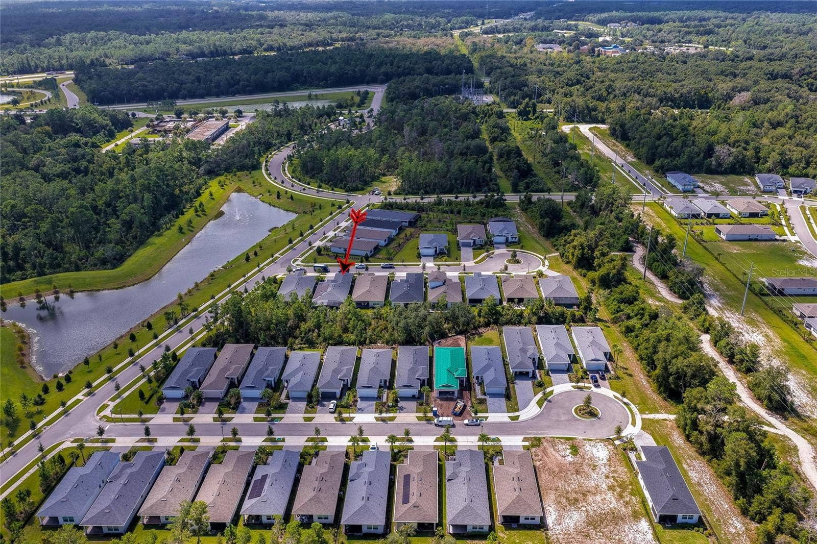 1254 VENICE COURT, Deland, FL 32724 House to gate and Highway 44