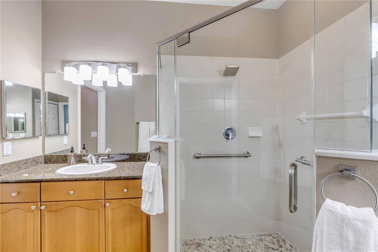128 BAUER CIRCLE, Daytona Beach, FL 32124