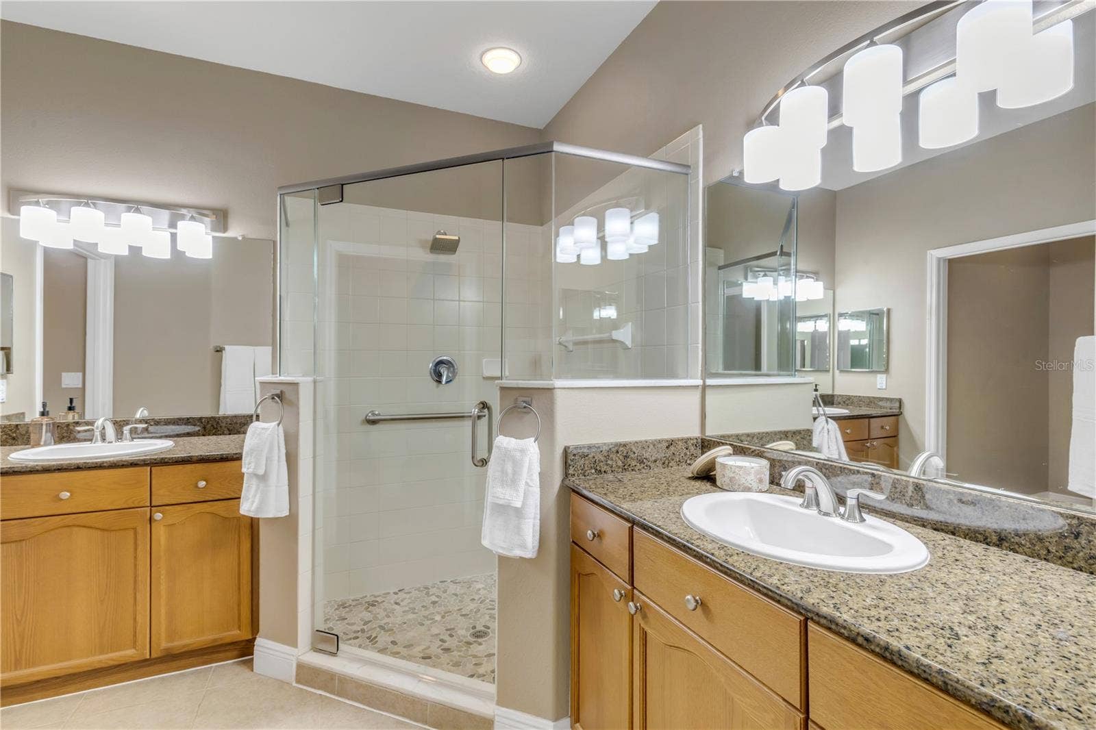 128 BAUER CIRCLE, Daytona Beach, FL 32124