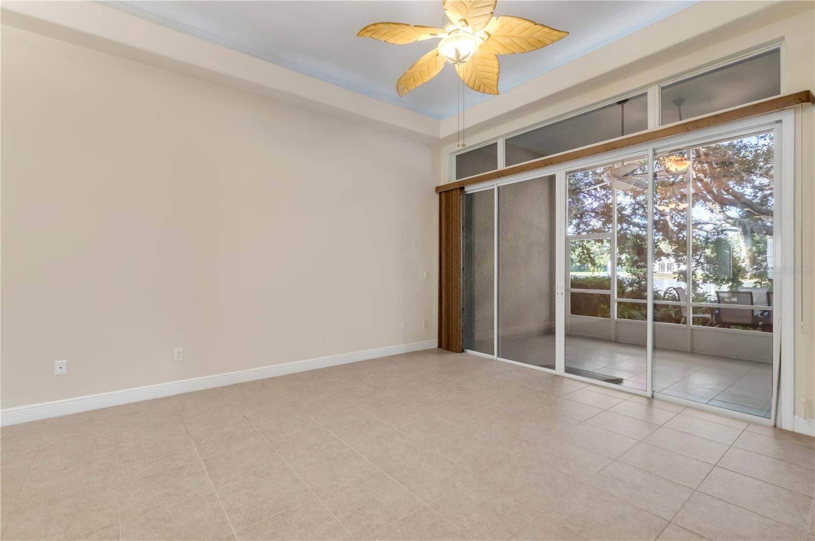128 BAUER CIRCLE, Daytona Beach, FL 32124