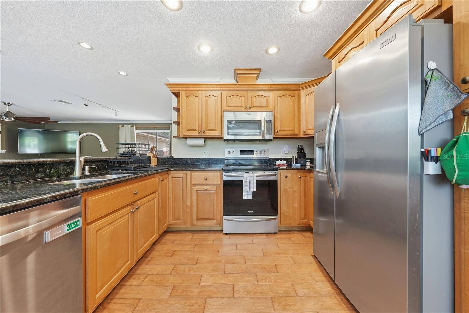 769 TORCHWOOD DRIVE, Deland, FL 32724 KITCHEN