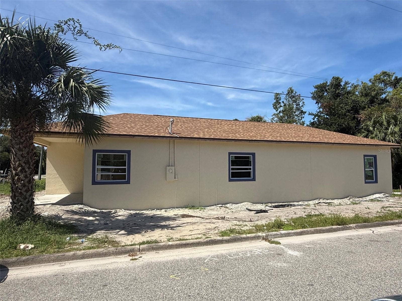 700 LOOMIS AVENUE, Daytona Beach, FL 32114 700 LOOMIS AVENUE, Daytona Beach, FL 32114