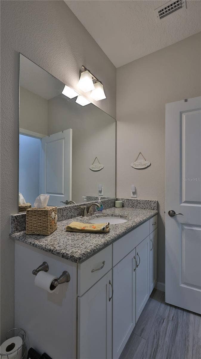1162 FINS UP COURT, Daytona Beach, FL 32124 1162 FINS UP COURT, Daytona Beach, FL 32124