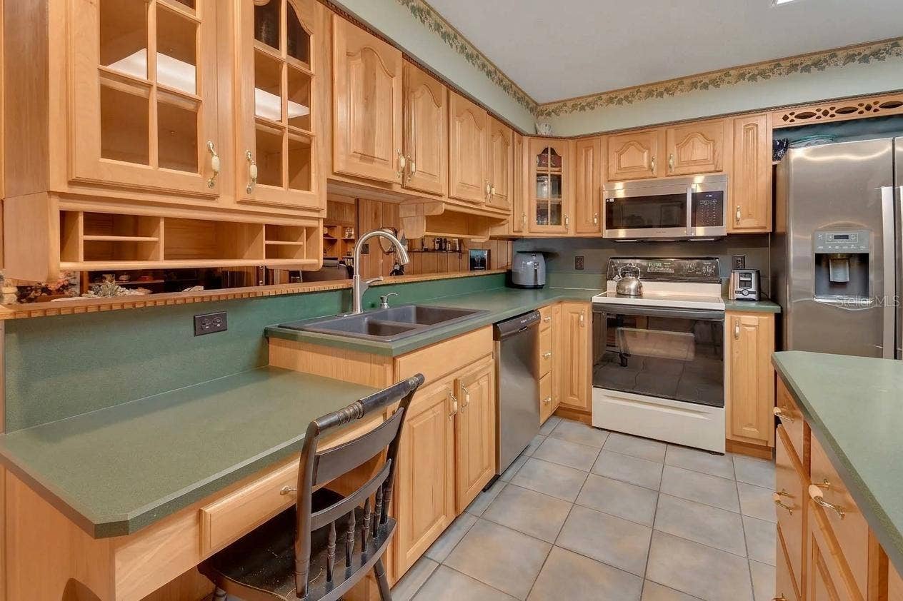 1027 VALLEY FORGE ROAD, Deland, FL 32720