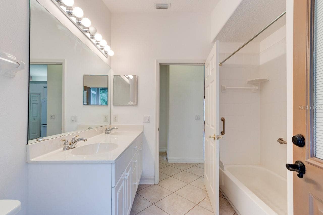 19 WATERBLUFF DRIVE, Ormond Beach, FL 32174 19 WATERBLUFF DRIVE, Ormond Beach, FL 32174
