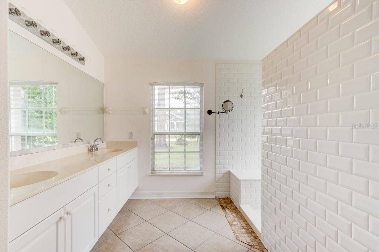 19 WATERBLUFF DRIVE, Ormond Beach, FL 32174 19 WATERBLUFF DRIVE, Ormond Beach, FL 32174