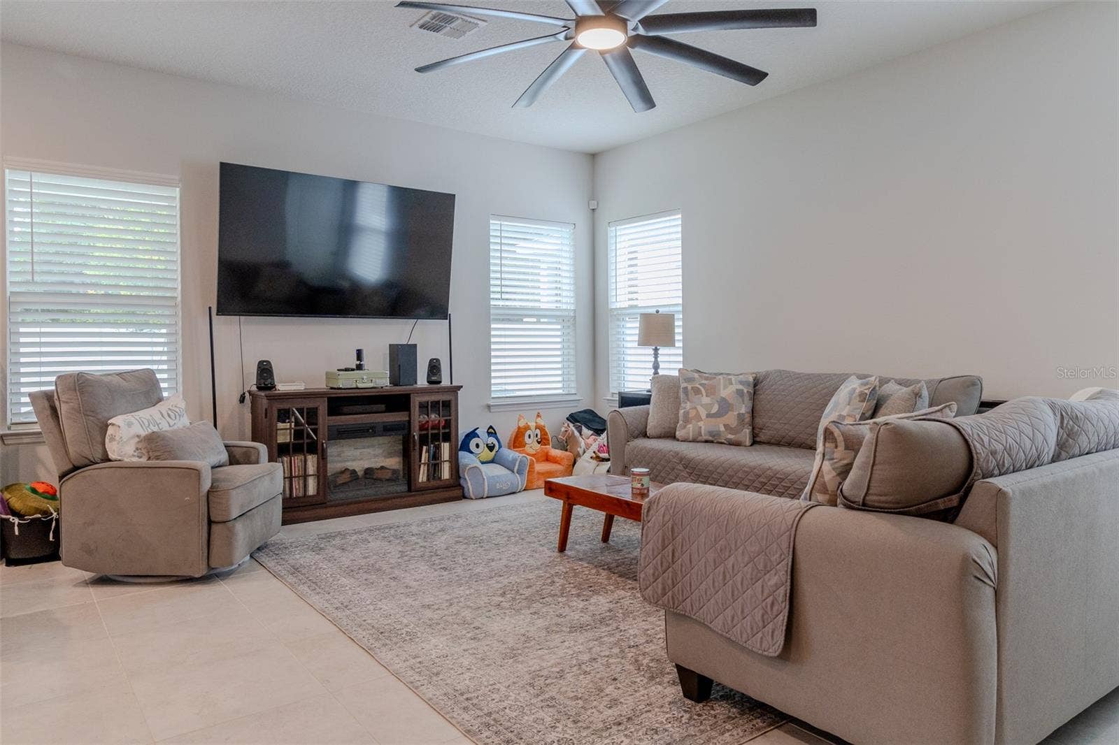 3049 RUBY FALLS DRIVE, Deland, FL 32724 3049 RUBY FALLS DRIVE, Deland, FL 32724