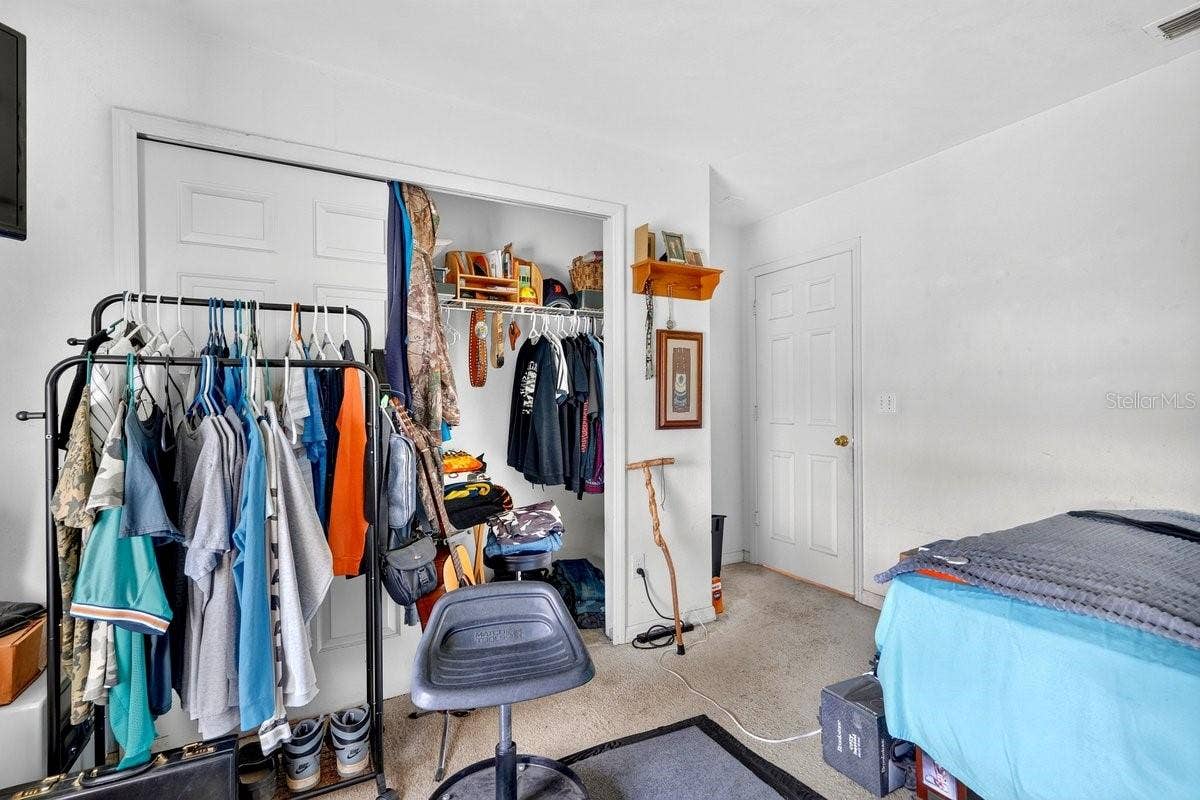 5 SPINNAKER CIRCLE, South Daytona, FL 32119 5 SPINNAKER CIRCLE, South Daytona, FL 32119